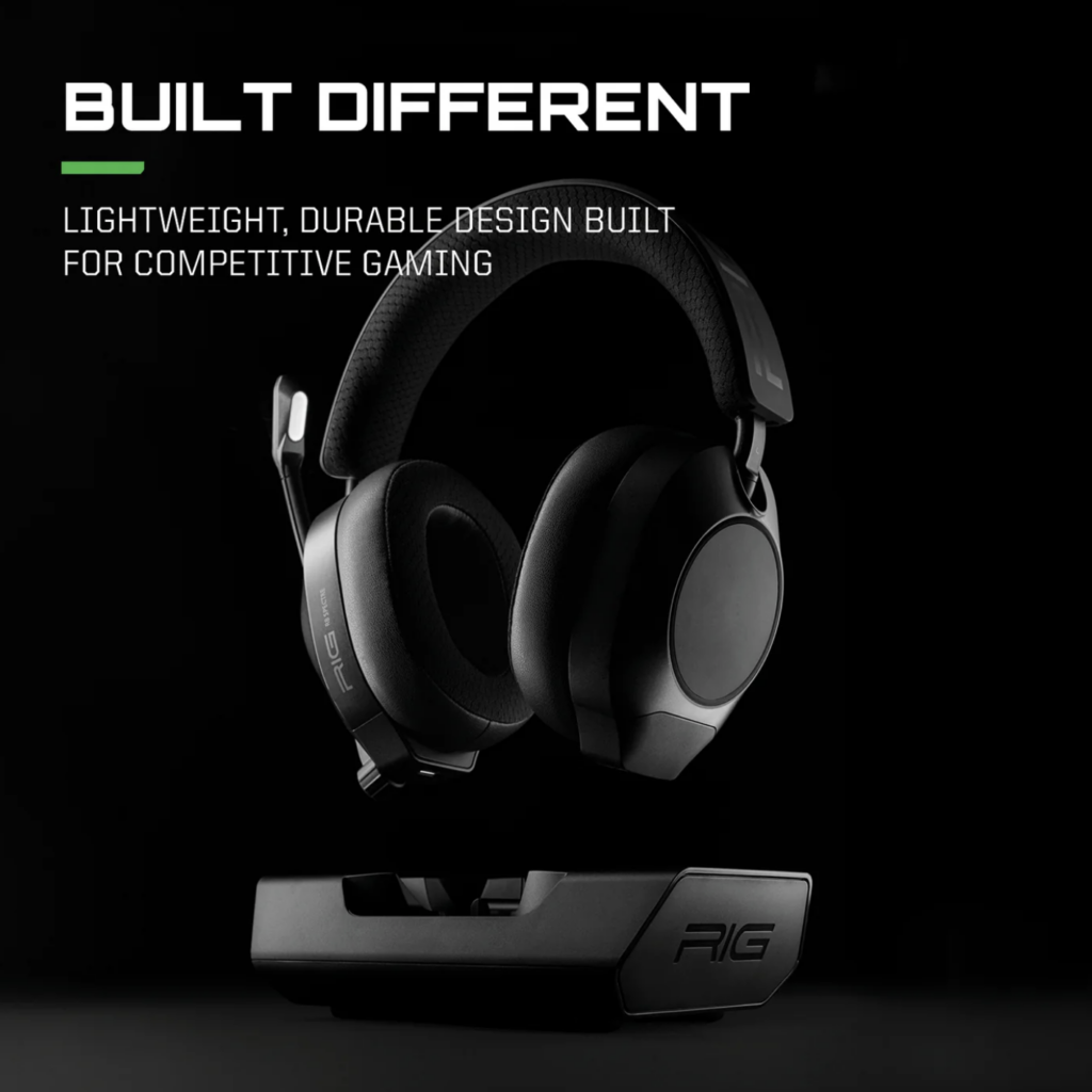 RIG R8 Beauty Shot with Station